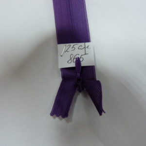 Молния потайная №3 25см Е-865 фиолетовый
